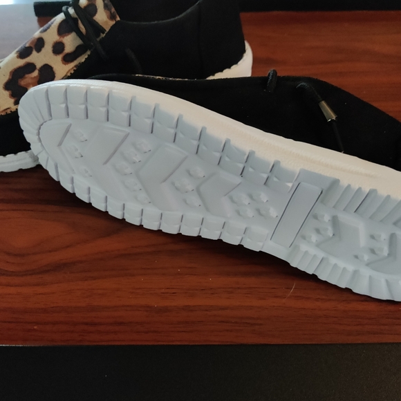 BNWT WOMENS FASHION LEOPARD PRINTED LOAFER SHOES - Picture 4 of 5